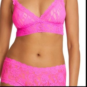 NWT- HANKY PANKY Set Crossover bralette and Boyshort- Hot Pink XS